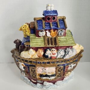 Vintage Bico NOAHS ARK Animals Colorful Ceramic Lidded 11" x 12" Cookie Jar